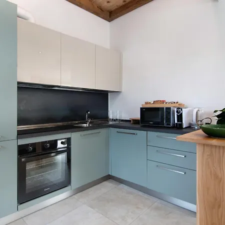 La Del In Terrazzo Apartman