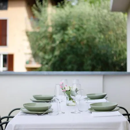 La Del In Terrazzo Apartman *